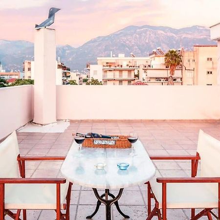Spacious Urban Haven-Family Home, Perfect Location Kalamata Exterior photo