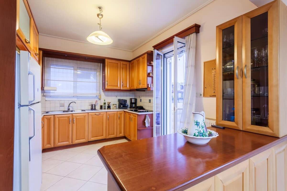 Spacious Urban Haven-Family Home, Perfect Location Kalamata Exterior photo
