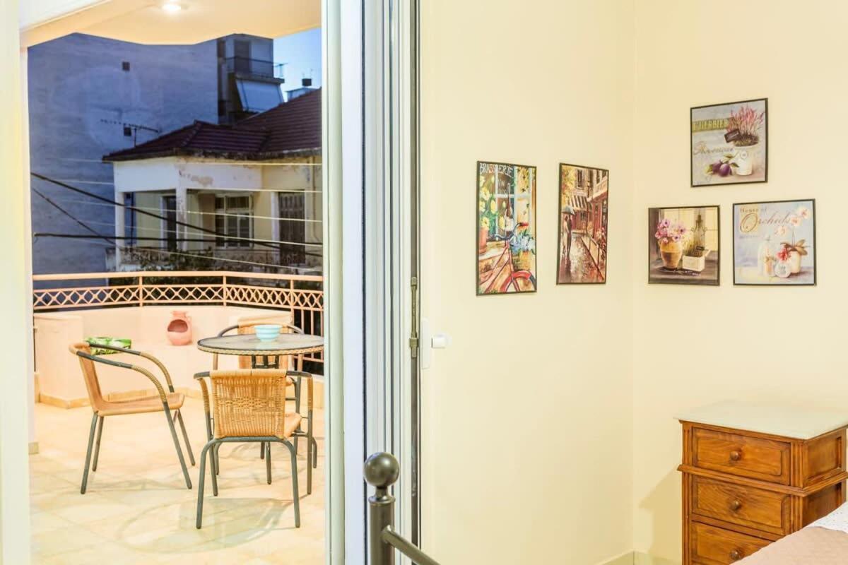 Spacious Urban Haven-Family Home, Perfect Location Kalamata Exterior photo