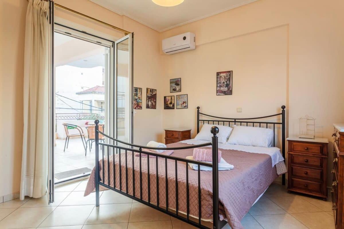 Spacious Urban Haven-Family Home, Perfect Location Kalamata Exterior photo